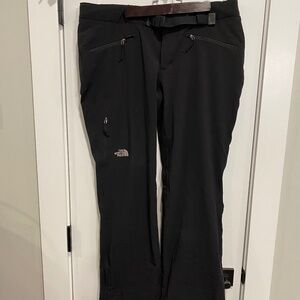 The North Face Women's Shell Pant Size L, New w/o tags